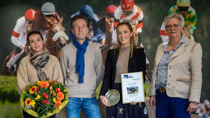 Familie Giesgen mit Katja Warmbier Foto: Effgen Familie Giesgen mit Katja Warmbier Foto: Effgen