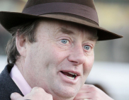 Constitution Hill als nächstes in Punchestown? Jonbon nach Aintree? Nicky Henderson