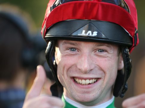 Diana: Ein Reiterwechsel, Baltromei auf Meeresbrise und Wöhler-Jockeys Jack Mitchell