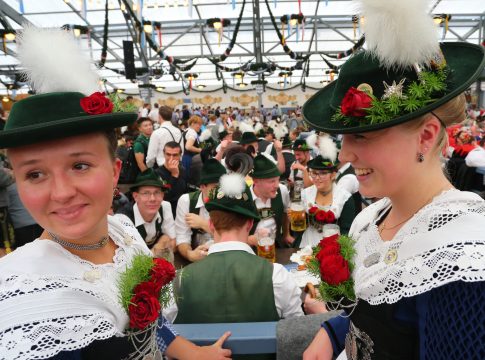 Sport-Welt TV Wett-Check für Wiesn-Afterwork-Renntag in München oktoberfest