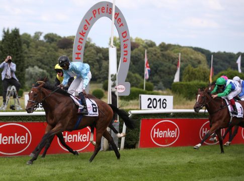 Deutsche Namen in Japan en vogue: Schnell Konig gewinnt in Tokio Serienholde