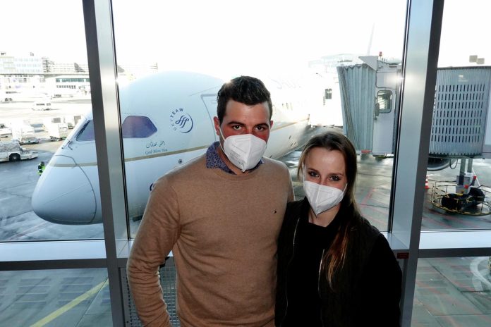Sven Schleppi und Sibylle Vogt kurz vor dem Abflug Sven Schleppi und Sibylle Vogt kurz vor dem Abflug